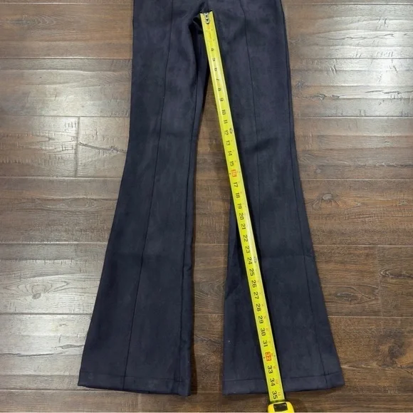 Spanx Faux Suede Flare Pant Classic Navy Size XS Tall Women - Picture 12 of 12